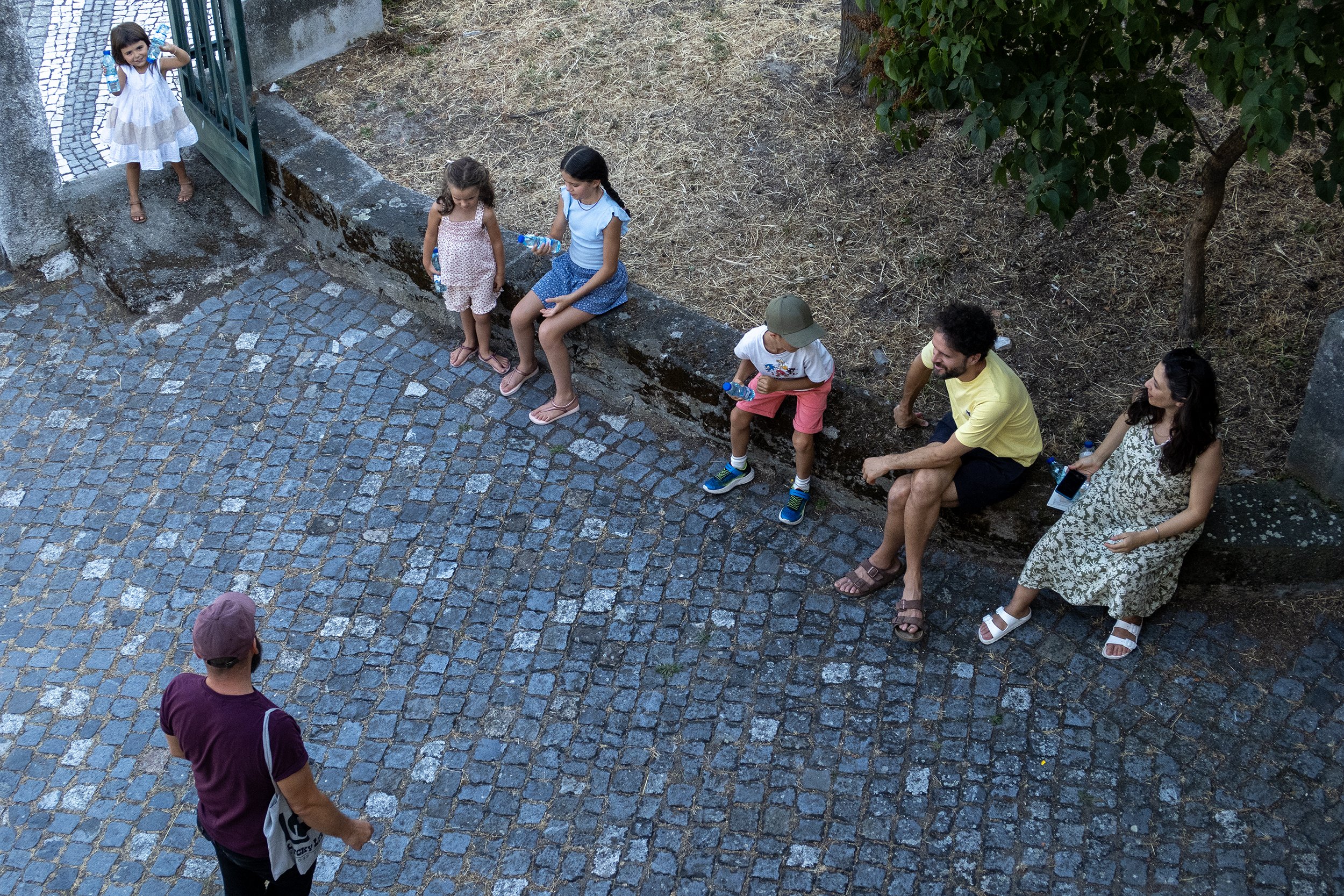 Bienal_Fotografia_Porto_Vivificar_Meda08_James Newitt_Material em Bruto